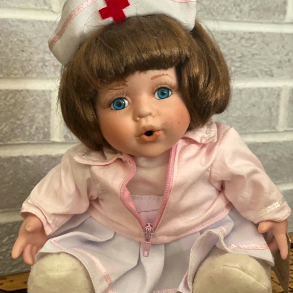 Rare Vintage Porcelain Natalie Nurse Doll Geppeddo Cuddle Kids Pink Jacket